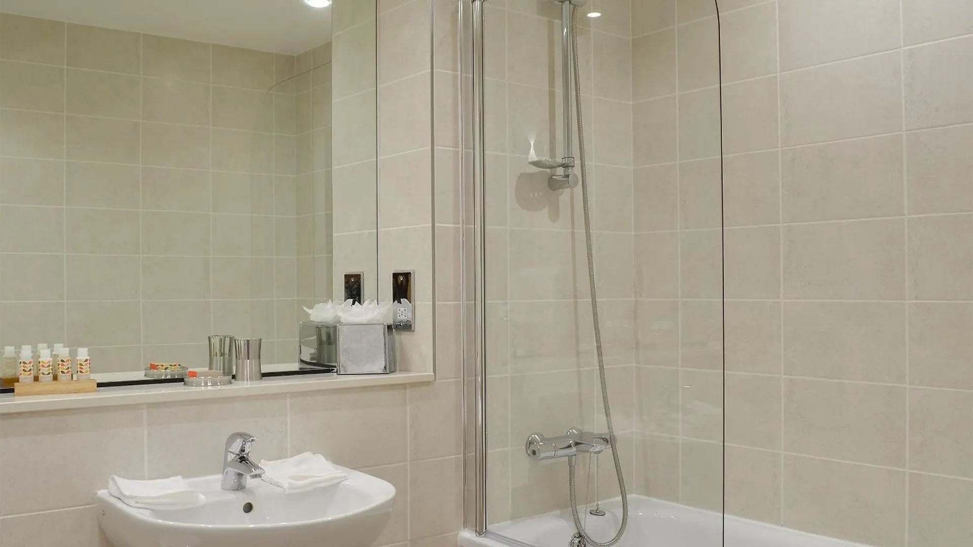 סקארבורו North Bay Sands Apartment 2- Uk2630 0*,  בריטניה